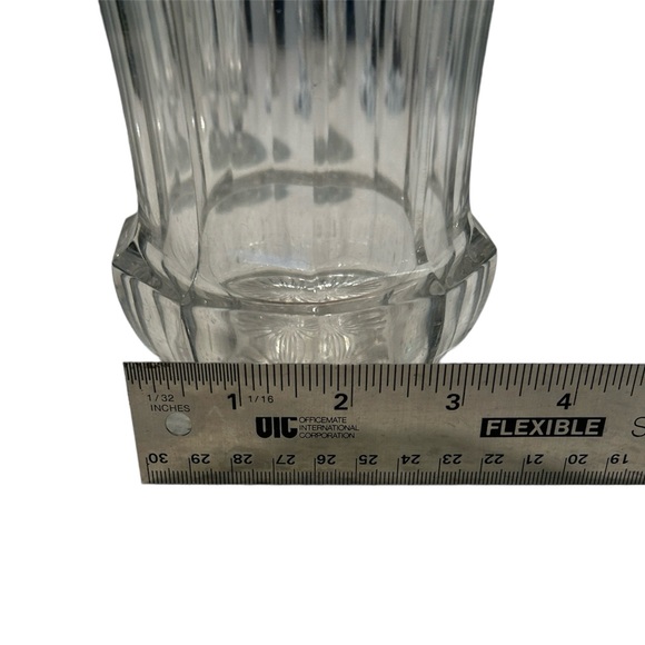 Vintage heavy crystal vase - Picture 2 of 5